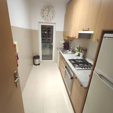 The King's View Apartment *